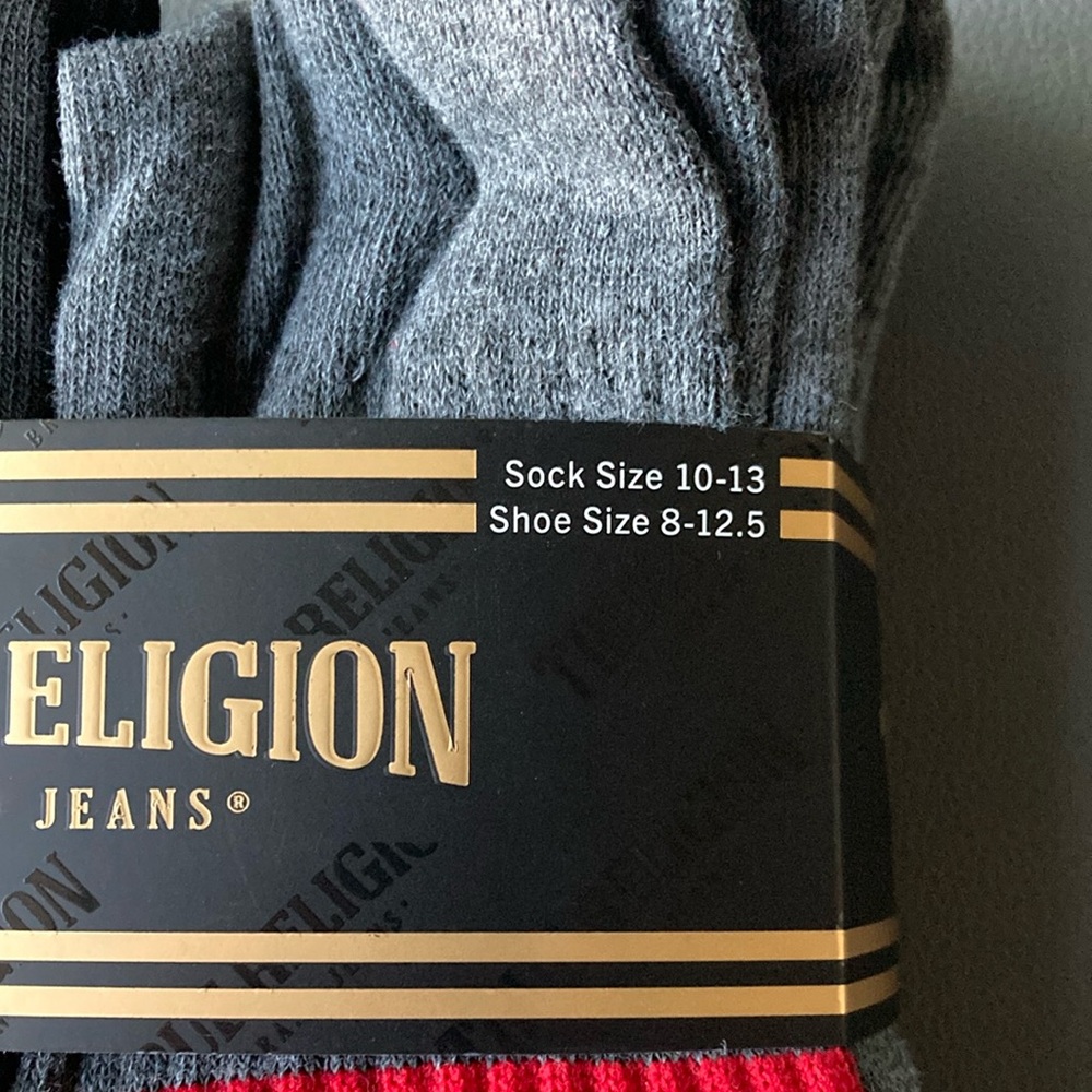 True Religion Black and Gray Athletic Socks 8 Pack - Picture 2 of 6